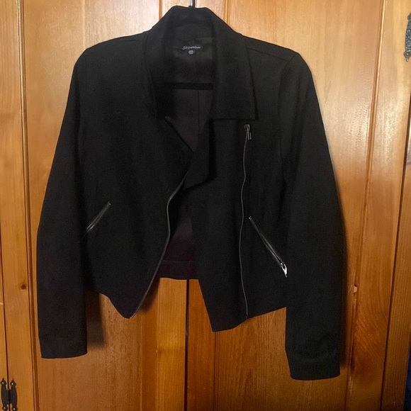 Black Zipper Jacket - Picture 1 of 5